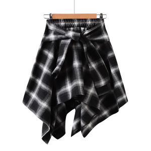 Spring 2024 Street Style Slim Fit Plaid Mini Skirt with Belt Half Body Dance Fashion Sensation High Waist A-Line Skirt