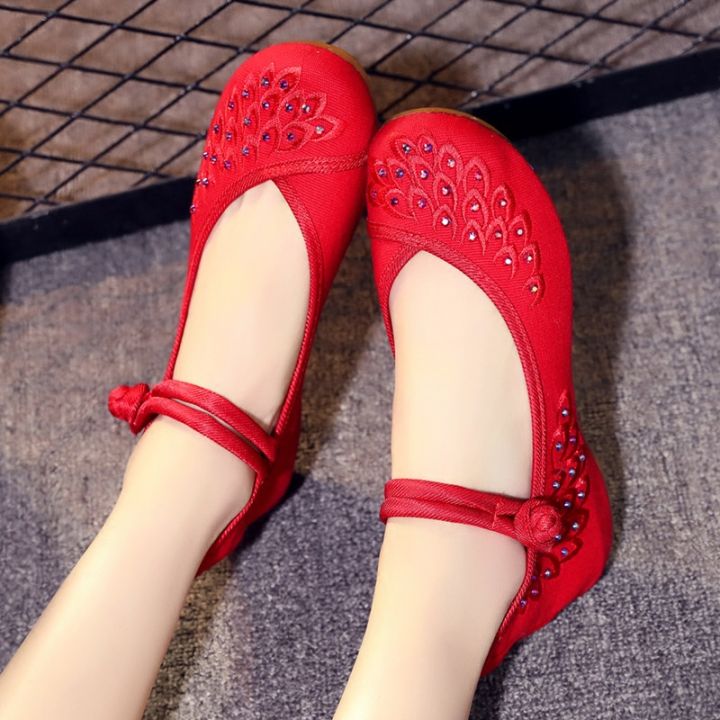 Old Beijing Cloth Shoes Women's Wedding Shoes Red Xiuhe Shoes