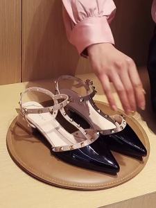 Daphne | Rivet Heeled Sandals One-Strap Pointed Toe Comfortable