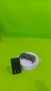 Charger Baterai Universal 18650 26650 AA Cas Batre Mainan Senter