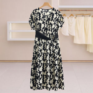 Floral V-neck Slimming Chiffon Dress