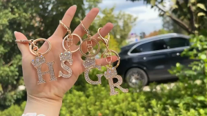 Letter Keychains Gradient A-Z Alphabet Resin Keyrings Bag Pendant Accessories Gifts Souvenir