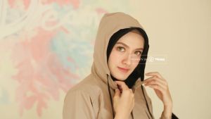Bisa COD Hijacket Ixora Kekinian Jaket Parka Wanita / Jaket Parasut / Hijacket Jaket Hijaber / Jaket Jumbo Jacket Hijab Wanita Muslimah