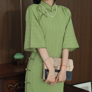 เรียบหรู ลูกไม้ กระโปรงกี่เพ้า หลากหลาย Ladylike Style Midi เดรส ลายดอกไม้ต่ํา เอว โพลีเอสเตอร์ ผ้าเหมาะสําหรับ ฤดูใบไม้ผลิ 2024