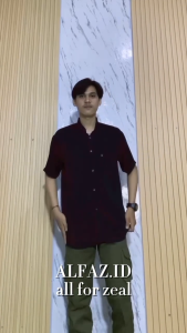 Kemeja Pria Dewasa Lengan Pendek Polos Warna Hitam Bahan Katun Rayon Twill Adem Premium