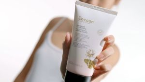 Sữa rửa mặt Sen Hậu Giang dành riêng cho làn da mỏng manh & rất nhạy cảm 310ml