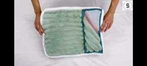 "SG seller" Pet Bed Mattress for Cat Dog Bed Pet Mat Blanket with Pillow Machine Washable Comfortable and Safety arge Dog Bed Crate Pad Mat Washable Mattress Anti Slip Cushion for Pets Sleeping