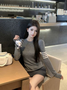 Slim Fit round Neck Knitted Base Layer Top Color Block Korean Style Autumn New Arrival Womens Soft Polyester Long Sleeve Shirt