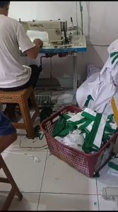 KEMEJA PDH CW/COWO INTRUKSI KEMENAG RI TAHUN 2024 PUTIH LIST HIJAU (BAHAN BELLELI SAVANA Khusus Arahan Seragam BUMN RI) Bonus PIN KEMENAG+PIN KOPRI+NAME TAG