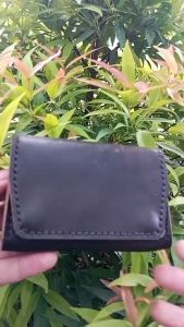 Dompet Kartu Kulit Sapi Unik Dan Simpel Warna Coklat Bergaransi