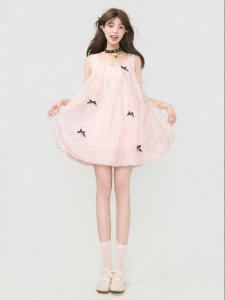 KEIKO | Intricately Embroidered Pink Bubble Short Dress