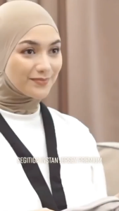 Hijab Jilbab Segitiga Instant Oval Pad Antem Jersey Premium Tebal Kerudung Instan Segitiga SoftPad Bahan Adem Tidak Terawang Model Terbaru Murah Terlaris