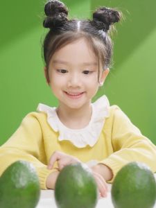 [Ready Stock] RUNBEN Lip Balm Lipstick (4g) Treatment for Baby Small Kids Students 润本儿童唇膏保湿滋润宝宝婴儿润唇膏