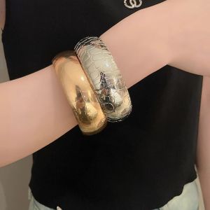 Fashionable Smooth Surface Bracelet Irregular Metal Style Womens Accessory Exaggerated Design Sensation Hand Jewelry