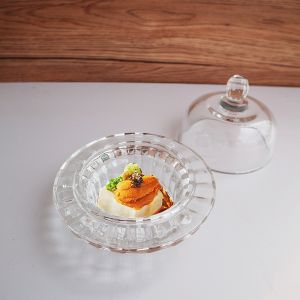 จานแก้วทรงแหลมแบบฝรั่งเศสสไตล์ญี่ปุ่นแบบมีฝาปิดสำหรับร้านอาหารตะวันตกจานขนมหวานจานใส่อาหารญี่ปุ่นขนาดเล็ก