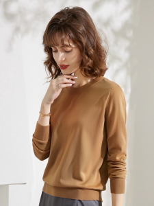 YAKUER | Lightweight Simple Design Merino Wool Knit Sweater