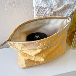 Fancy Jacquard Cosmetic Bag Large Capacity Zipper Liner Bag Travel Canvas Buggy Bag New Good-looking Portable