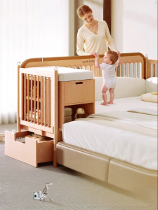 Extendable Splicing Beechwood Crib