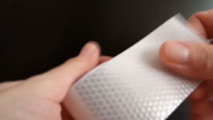 Stiker Reflektok Mata Kucing Nyala Dalam Gelap Roll