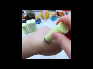 Natural Lithospermum Officinale Cream Mosquito Bite Soothing Repair Cream Anti-Itching Cream Baby Anti-Mosquito Bite Relief Cream Mild Non-Irritating Refreshing Soothing Easy To Carry Mosquito Repellent Cream 7g