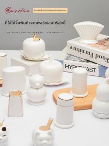 กล่องไม้จิ้มฟันเซรามิกลายกระดูกกล่องไม้จิ้มฟันเซรามิกขอบทองสำหรับใช้ในบ้านและร้านอาหารถ้วยไม้จิ้มฟันพอร์ซเลนสีขาวสำหรับร้านอาหารกระป๋องใส่ไม้จิ้มฟันสั่งทำ LOGO