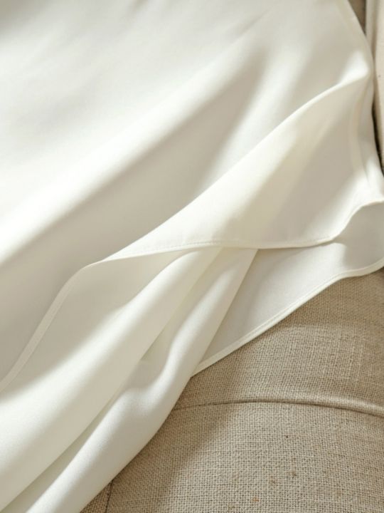 XMO%20%7C%20Mulberry%20Silk%20Batwing%20Sleeves%20T-shirt%20-%20Image%203