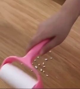 ลูกกลิ้งกำจัดขนกำจัดฝุ่น ลูกกลิ้งทำความสะอาดเสื้อผ้า สามารถเติมม้วนกาวรีฟิลได้ น้ำหนักเบาพกพาได้ ใช้งานสะดวกพร้อมส่งให้ไทย!!!!!!