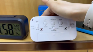 (SG STOCK) Battery Alarm Clock Operated LCD Display Digital Smart Small Snooze Temperature/Many colors/Easy to use