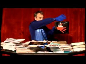 Alat Sulap Gloves Color Change Sarung Tangan Berubah Warna