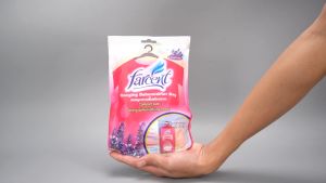 Túi hút ẩm khử mùi chống mốc có móc treo chính hãng Farcent (Hương Nấm / Hương Hoa Oải Hương) 200gr