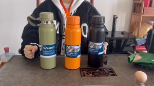 Bình giữ nhiệt inox 316 Cao Cấp VANCUM dung tích 1000ml Giữ nhiệt 24 tiếng Có quai xách đế cao su chống trượt BH 6 Tháng