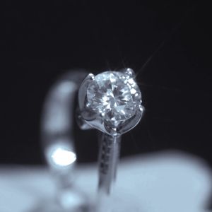 RoyStone - Cincin Moissanite Sertifikat GRA Original Lapis Emas 18K - Amber Ring