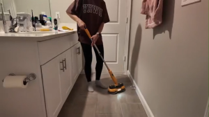 5000mAh Electric Spray Mop With 4 Microfiber Pads 360 Degrees With Spinner Head Flat Floor Mop for Household