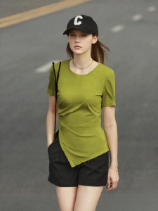 AMII | Short Sleeve Asymmetric Hem T-Shirt Modal