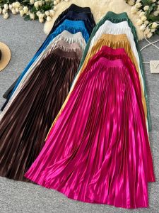 Elegant Metal Color Pleated Half Skirt Womens Autumn Winter New Style Fashionable Loose Waist A-Line Midi Skirt