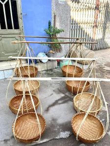 Quang gánh lớn trang trí