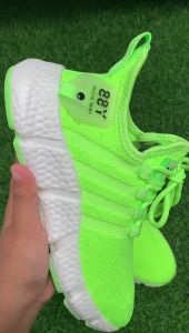 (COD) Sepatu Olahraga / Sepatu Sneakers Pria / Sepatu Running Terlaris