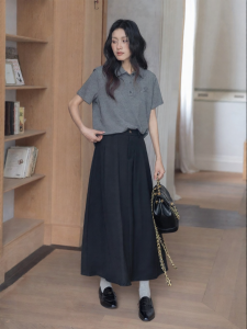 Chân Váy Xòe Dập Ly Phong Cách Pháp Đen Midlength