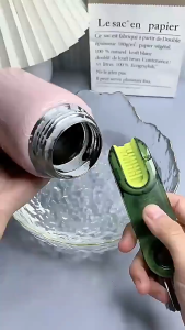 BPA-Free Baby Bottle Brush for Safe Feeding Care3 In 1 Cup Lid Cleaning Brush Water Bottle Gap Cleaner Cover Berus Botol 三合一杯刷
