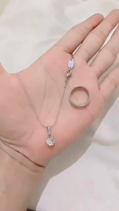 Bonus Cincin - Embos 750 Kalung Rantai Belut Titanium Liontin Permata Wanita Anti Karat Dan Anti Pudar Dapat Free CIncin Titanium