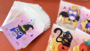 ถุงฝากาว ถุงแถบกาว ถุงใส่คุกกี้ ถุงใส่ขนม 10X10+3 cm. แพ็คละ 100 ใบ ลาย HALLOWEEN
