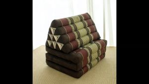 หมอนสามเหลี่ยมหมอนขิดหมอนอิงหมอนอีสานหมอนนุ่นที่นอน3พับที่นอน3ตอนหมอนสามเหลี่ยมเเละที่นอน3ตอนหมอนนุ่น ลายขิด สินค้าโอท๊อป ทํามือ