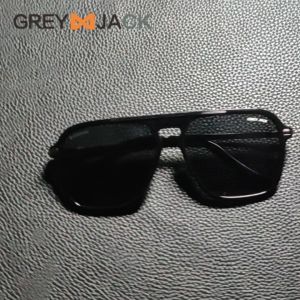 Grey Jack Kacamata Hitam Sunglasses Polarized Anti Silau UV400 Kotak Ringan TR+Metal Fashion Laki-laki Wanita 1904 x