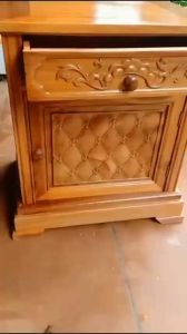 Tủ táp đầu giường 1 cánh 1 ngăn kéo dát vàng gỗ hương Cỡ 60x50x40