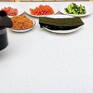 Sushi DIY Tools Seaweed Wrapped Rice And Vegetable Roll Kitchen Workers Japanese Drum Making Sushi Cake Mold Novice Kitchen Tool