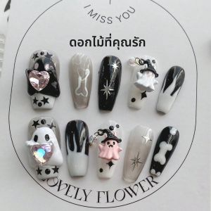 10 ชิ้น งานศิลปะบนเล็บรูปโลงศพทำมือ เล็บปลอมที่สวยงาม งานศิลปะบนเล็บผีขาวดำสำหรับวันฮาโลวีน เหมาะสำหรับผู้หญิงที่ต้องการใช้