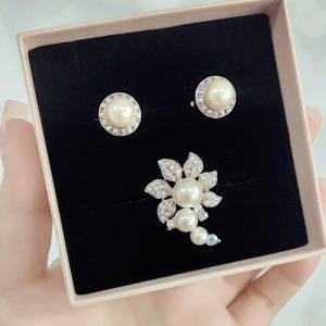 SO SEOUL Leilani Blossom with Pearl Austrian Crystal Rollover Clasp with Double Mini Baby Brooch Set