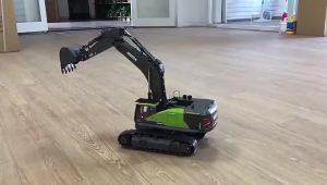 NEW Huina 339D 13-channel R/C Excavator 1/18 Remote Controlled Car Alloy Bucket Digging Smoking Truck Vehicles Model Boys Gifts