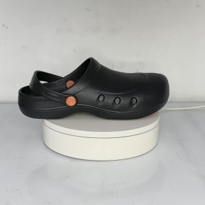 Prelesty Chef Shoes Sepatu Kitchen Pria Anti Slip Clog EVA Ujung Besi Safety Kerja Tahan Minyak Keren 398