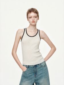 MO&Co. | Lightweight Elastic Fitted Colorful Trim Tank Top